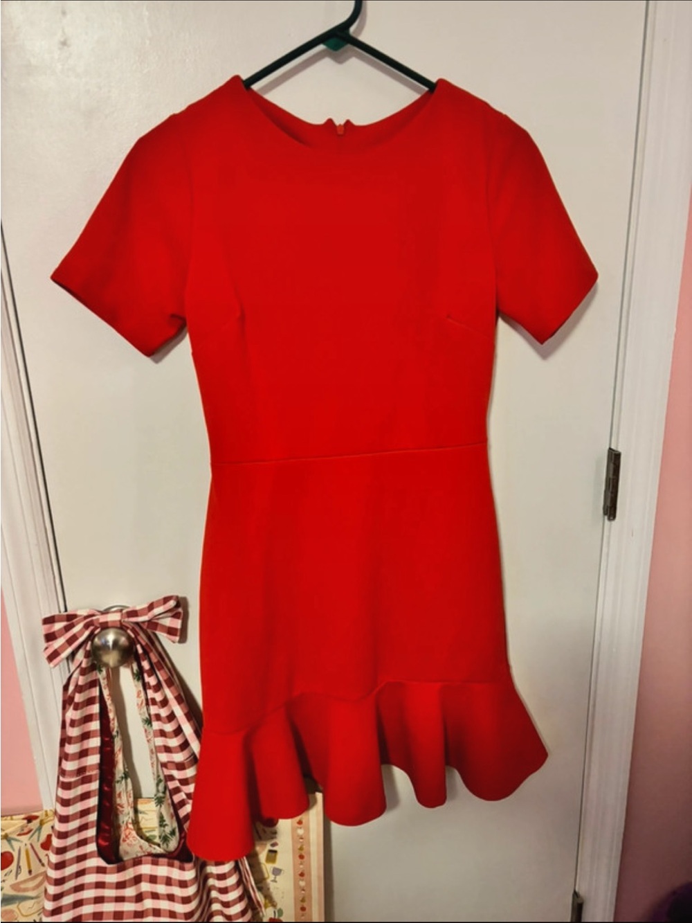 Women’s Red Short-Sleeve Ruffle-Hem Casual Dress